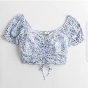 Hollister Cinch Blue Floral Puff Sleeve Eyelet Top